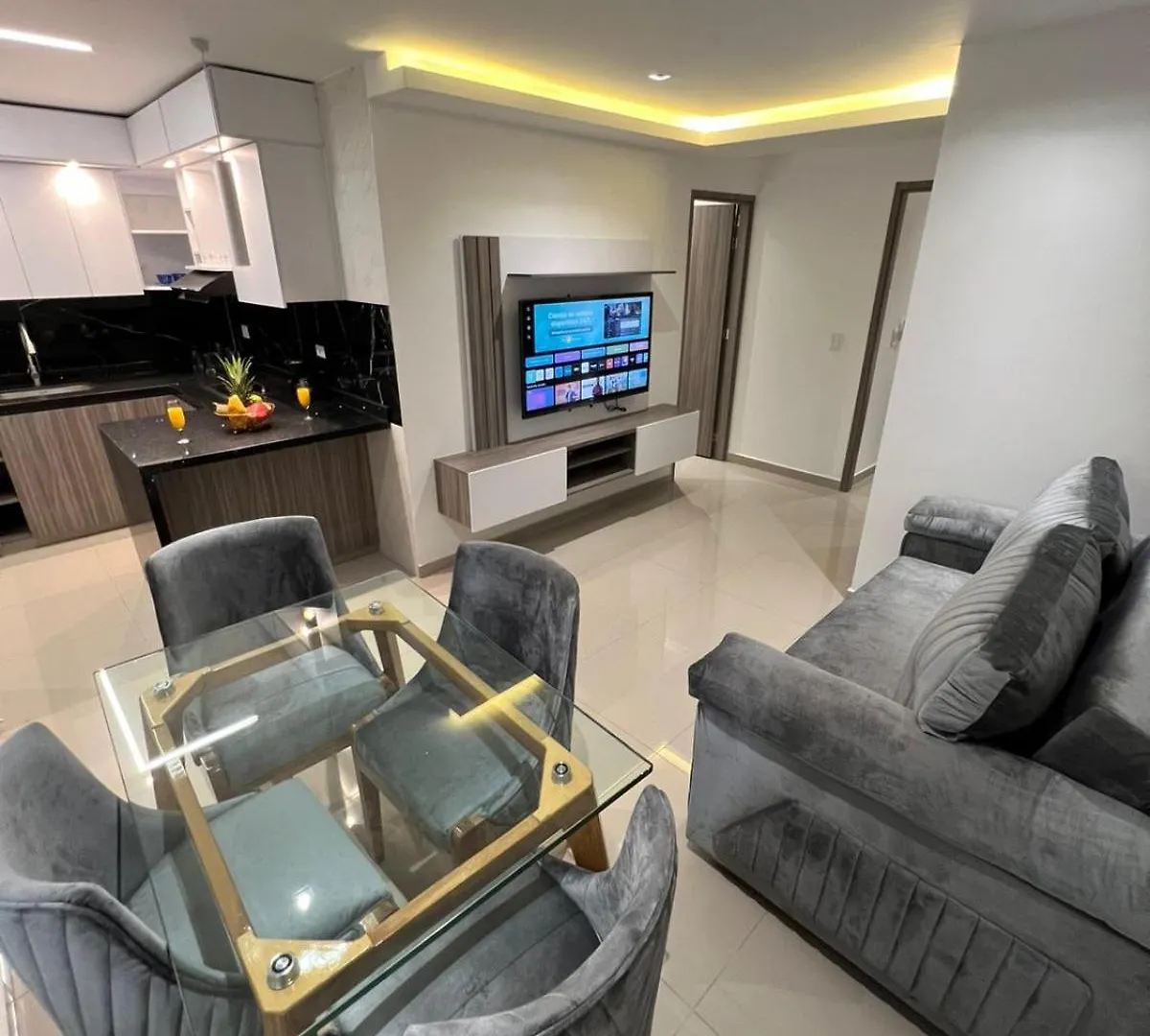 Gama Alta Aparta Suites Cali