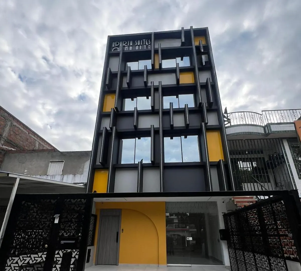 Gama Alta Aparta Suites Cali 0*,  Colombia