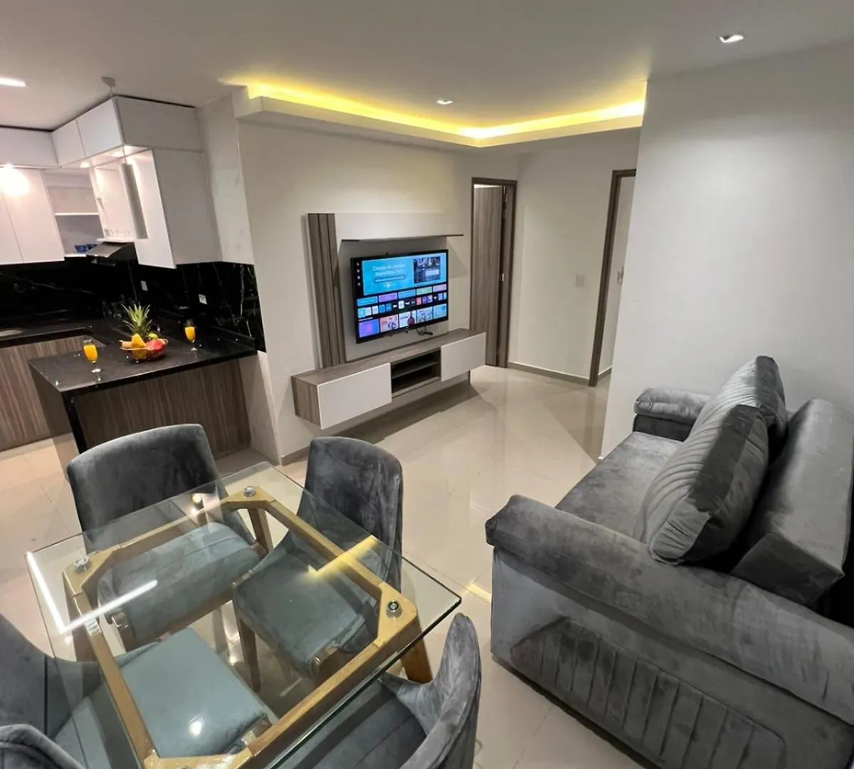 Gama Alta Aparta Suites Cali